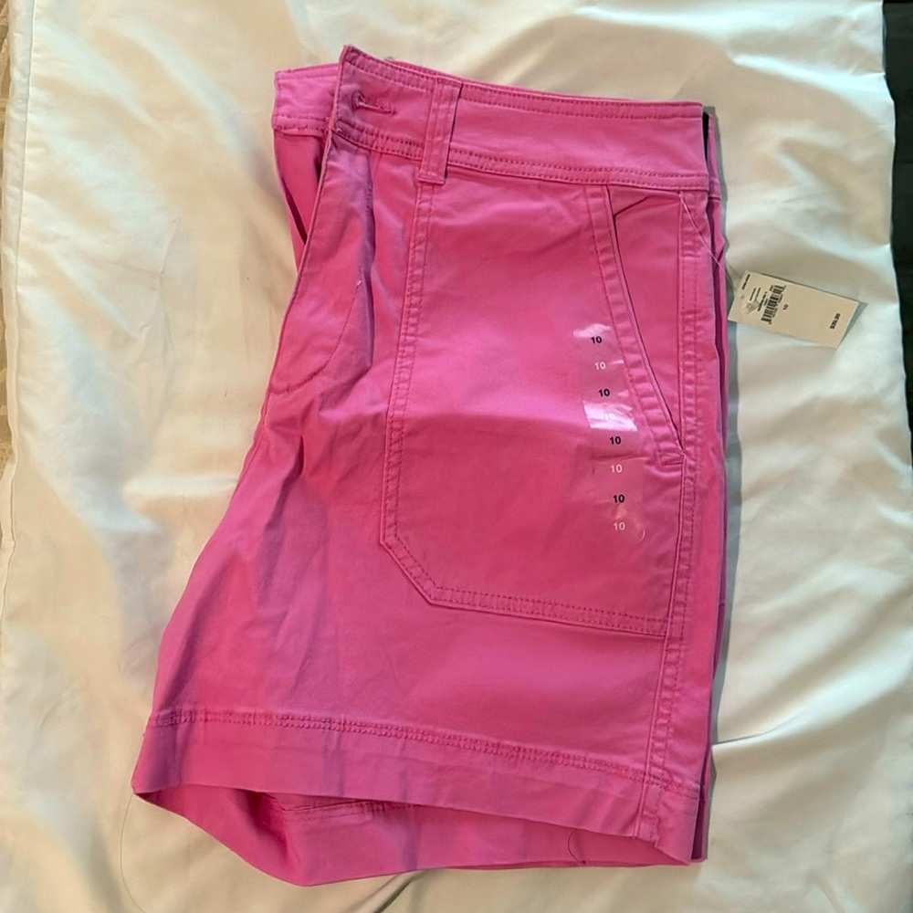 Pink Gap girlfriend khaki shorts